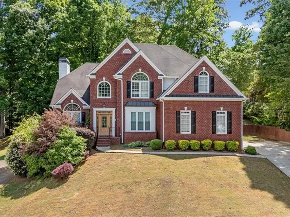 6915 Glen Cove Ln, Stone Mountain, GA 30087