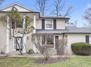 5917 Cherry Crest Dr, West Bloomfield, MI