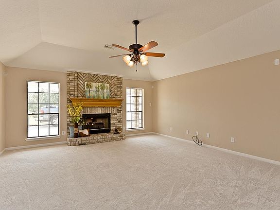 4th image of 5512 Tranquil Trace St