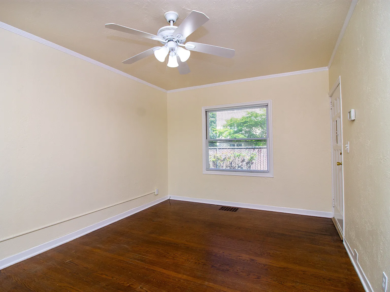 Gardner Court — Photo 2