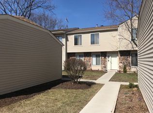 1640 Vermont Dr, Elk Grove Village, IL 60007