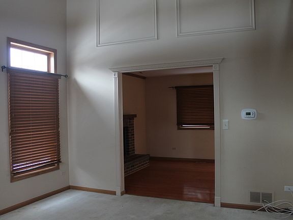 4th image of 1360 Knottingham Dr