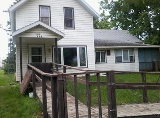 330 E Lake St, Parkers Prairie, MN 56361