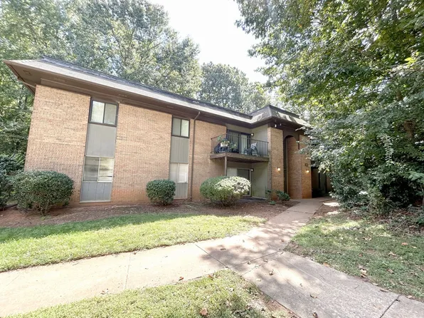 133 Orchard Trace Ln, Charlotte, NC