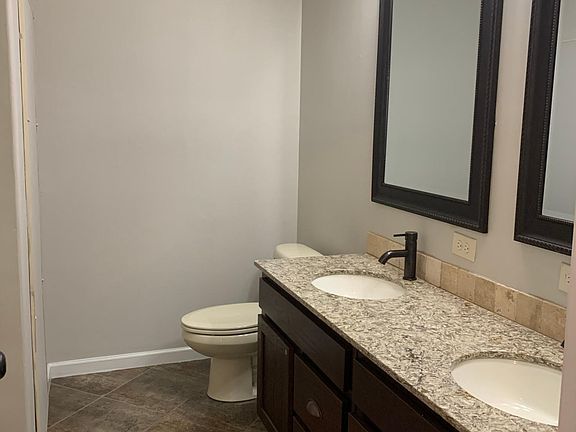 3rd image of 420 Cedar St Unit A
