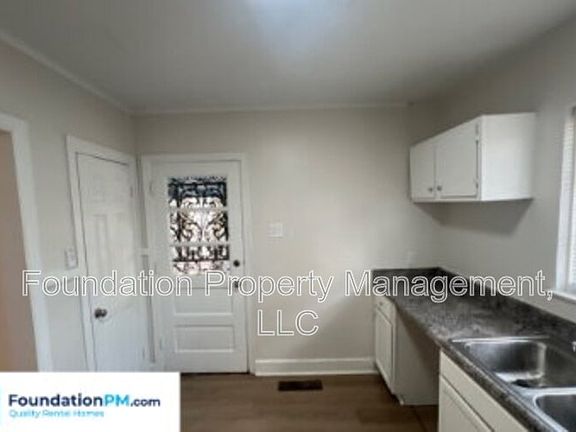 4th image of 2143 Vollintine Ave