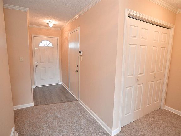 3rd image of 8963 Clair Harbor Cv