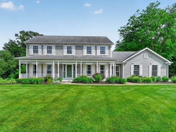 52440 Liberty Mills Ct, Granger, IN 46530
