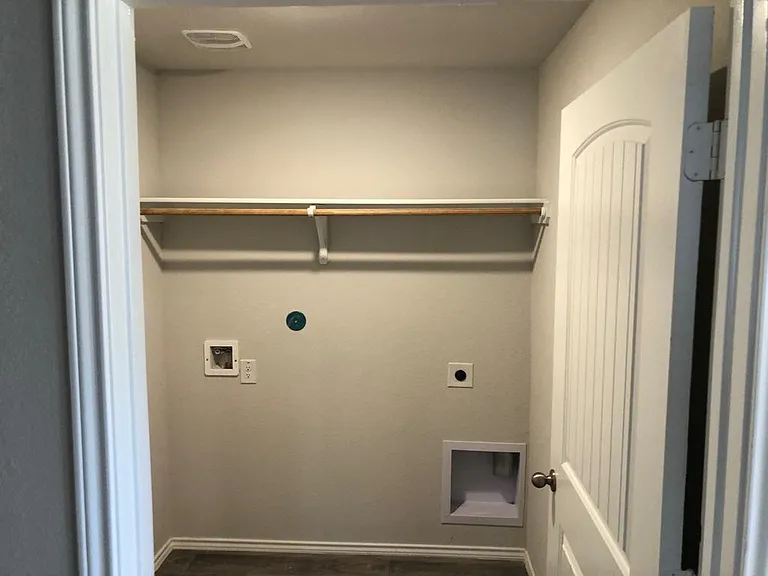 8024 Front 9 Ln — Photo 11