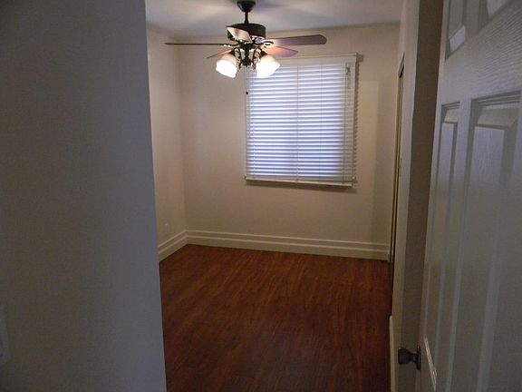 5th image of 3827 Edenhurst Ave