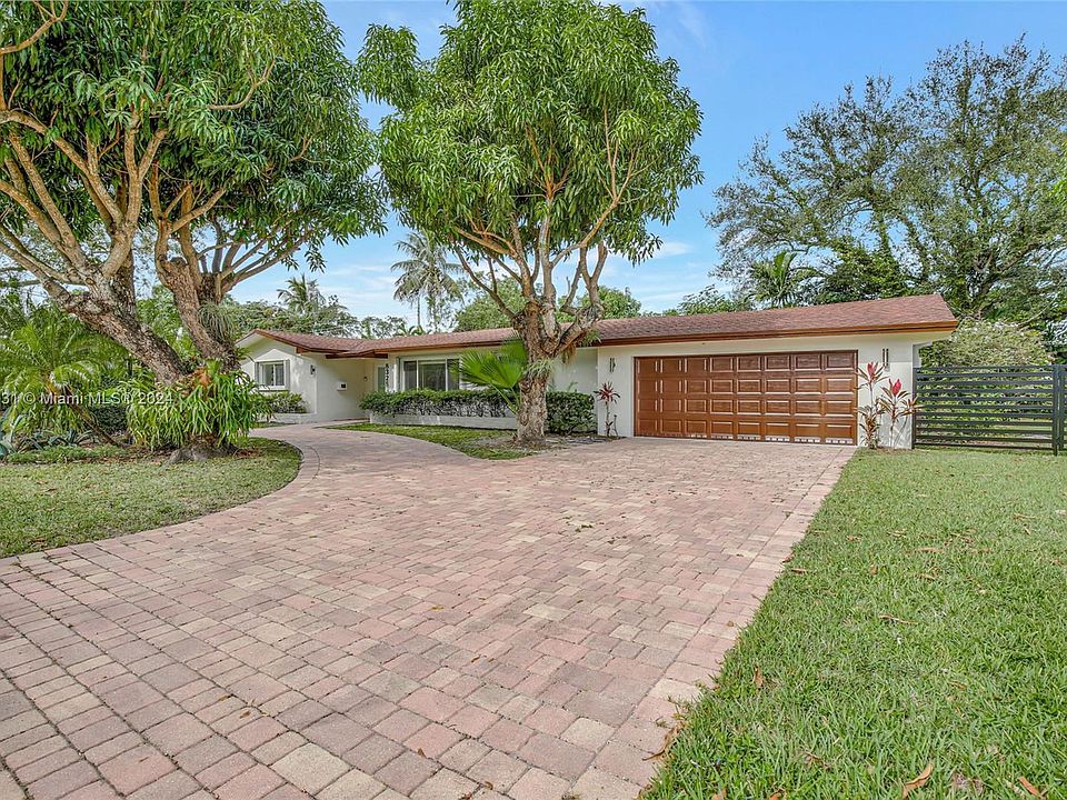 1st image of 8325 SW 150th Dr
