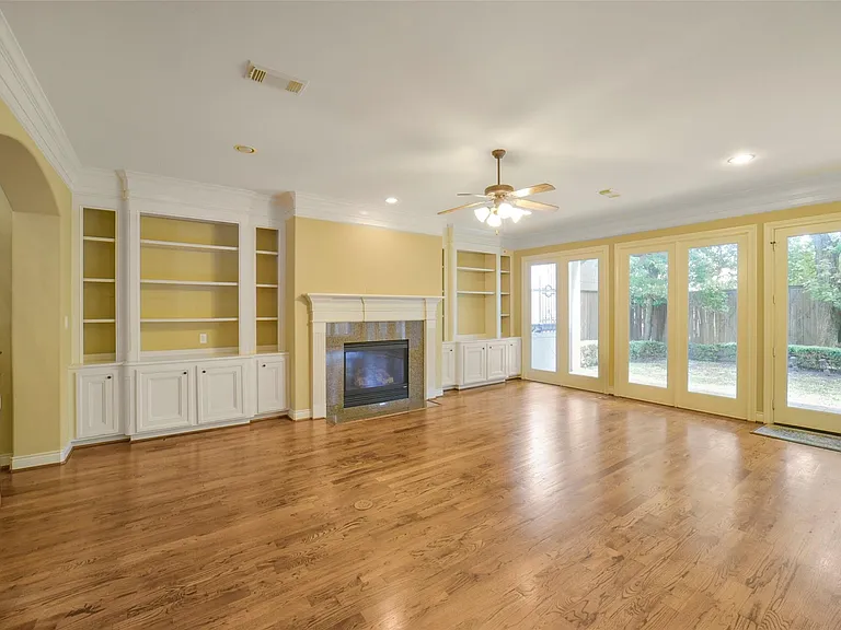 2307 Sheridan St — Photo 22