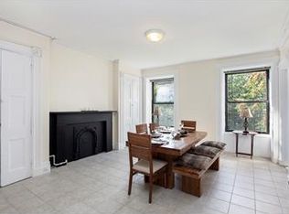 159 9th Ave #2, New York, NY 10011