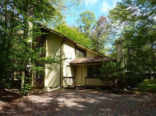 1134 Manor Hill Rd, Pocono Pines, PA 18350