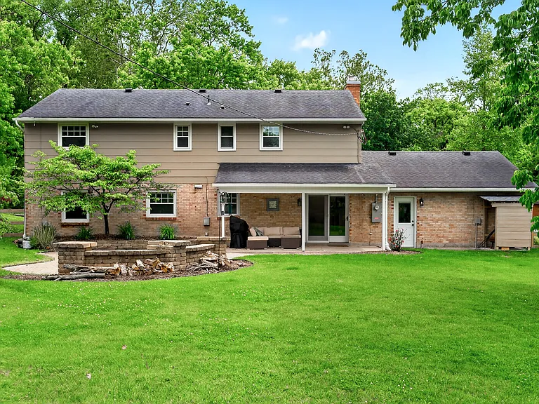 101 Davis Rd — Photo 47
