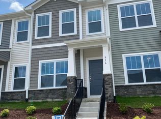 916 Robbie Jackson Ln, Fuquay Varina, NC 27526