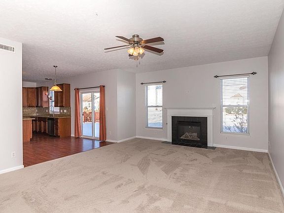 3rd image of 18739 Planer Dr