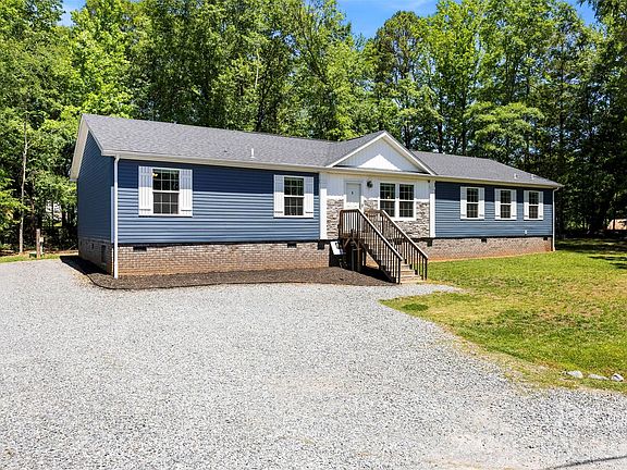 2nd image of 959 Wendover Heights Dr