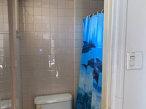 5th image of 1120 Central Ave W APT 5