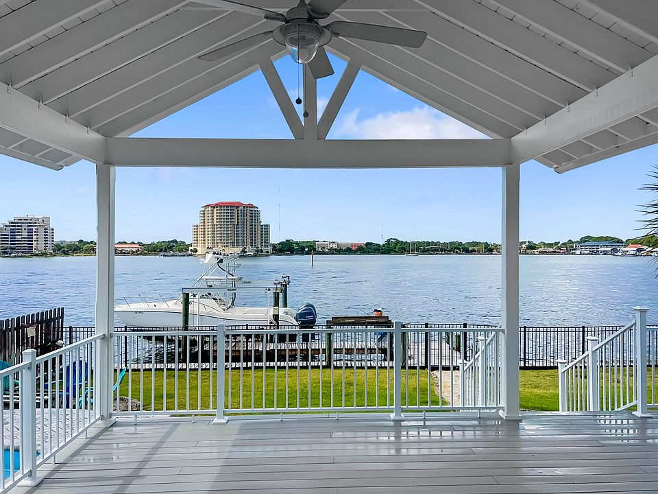 1st image of 712 Sailfish Dr