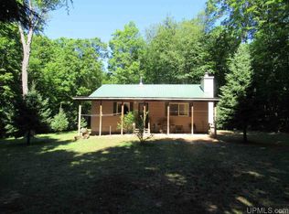 E6636 Doe Lake Rd, Munising, MI 49862