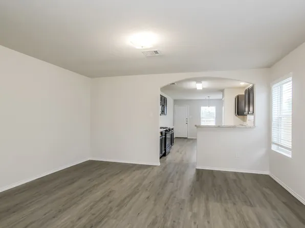 119 Cooper Creek Ln, Willis, TX 77378