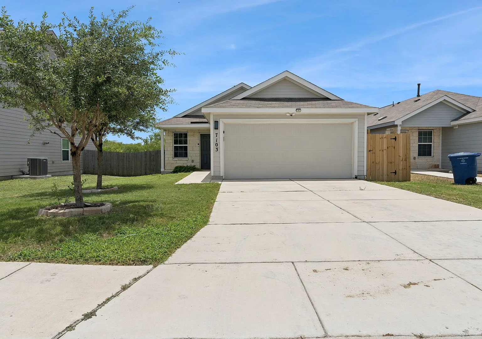 Charming 3-Bedroom Home with Spacious Backyard Deck 7103 Cozy Run, San Antonio — Photo 1