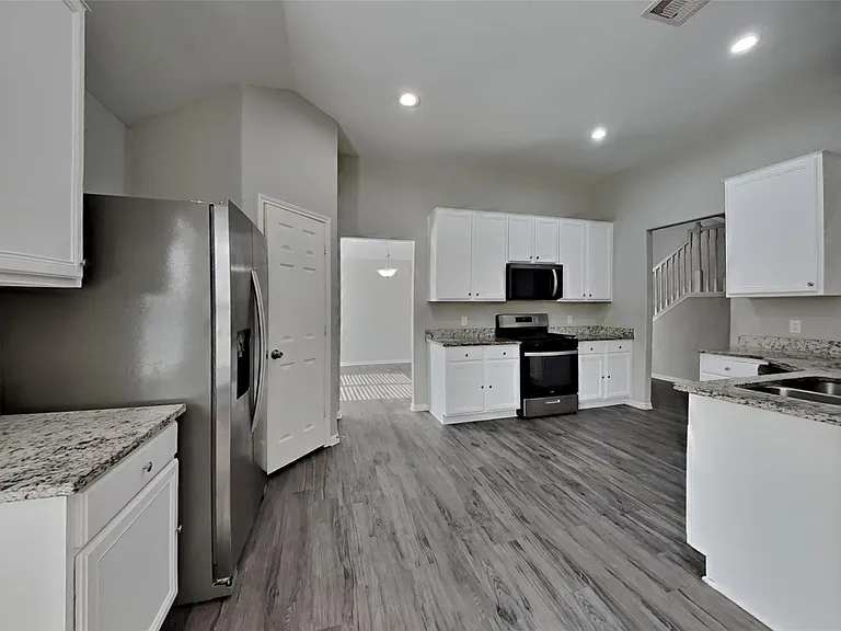 6431 Hardwood Dale Way Dr — Photo 4
