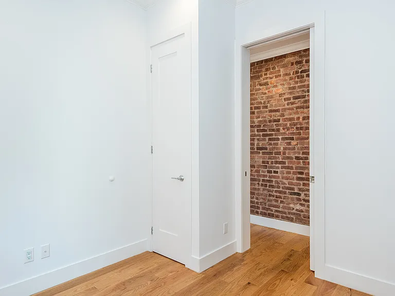 260 Washington Ave #B-1 — Photo 22