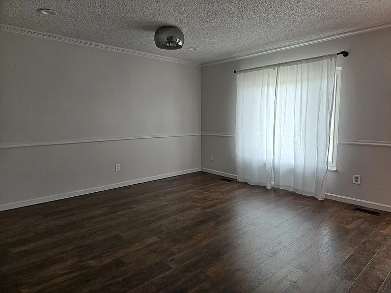 9022 W Stanford Ave — Photo 8