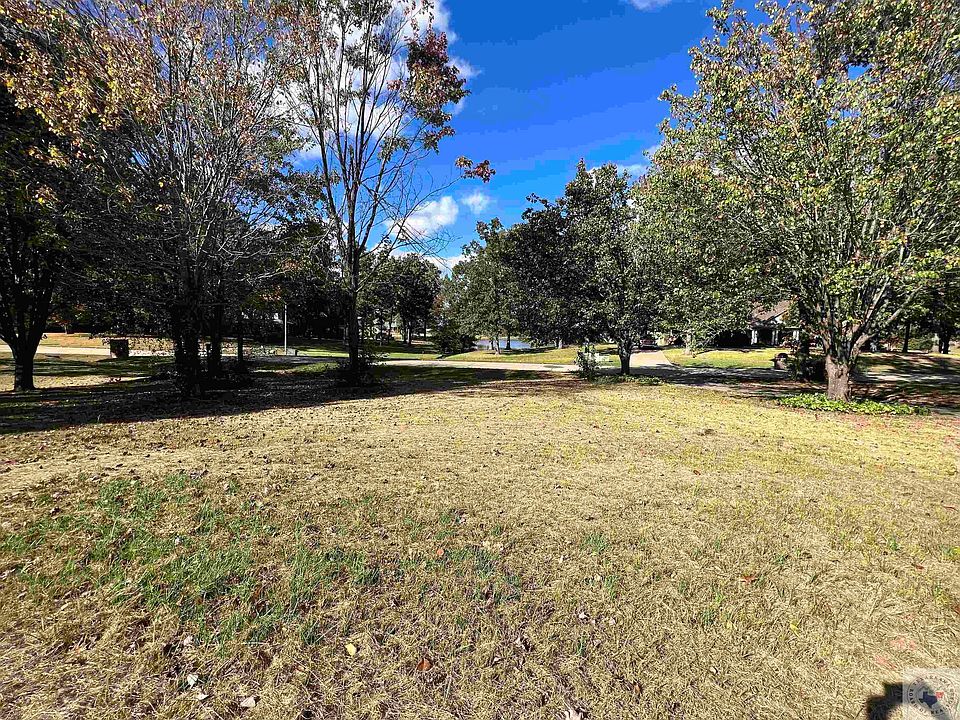1st image of 3510 Water Oak Dr