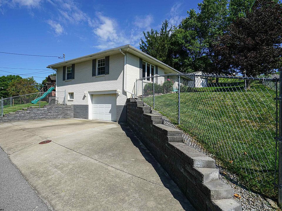 711 Lawman Ave, Bridgeport, WV 26330 Zillow