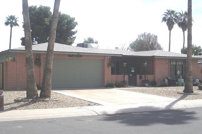 1st image of 2613 S Los Feliz Dr