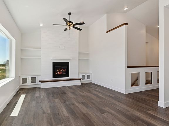 5th image of 5731 W 4100 S