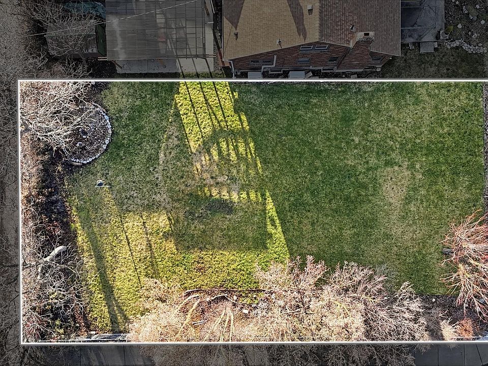 2nd image of 5080 E Commerce Ave