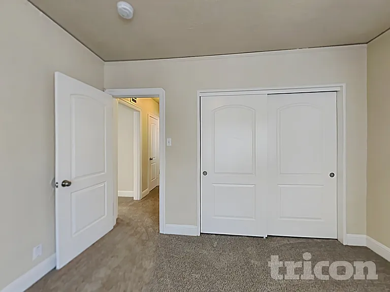 7 Howard Ave — Photo 11