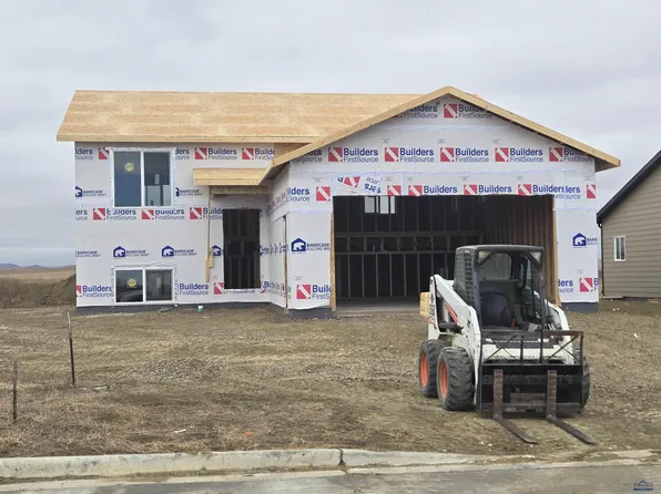 445 Alpha Ave, Box Elder, SD 57719