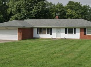 9176 Shepard Rd, Macedonia, OH 44056
