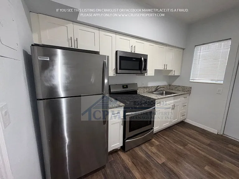 6877 Abbott Ave Miami Beach, FL 33141 — Photo 11