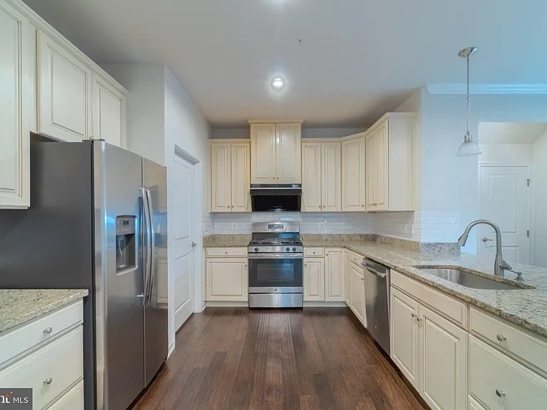 6573 Autumn Olive Dr — Photo 10