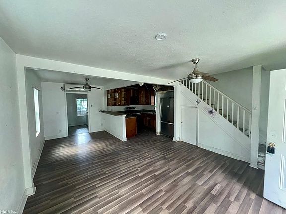 3rd image of 2707 Portsmouth Blvd