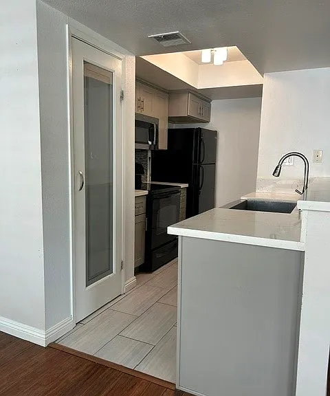 2408 Pepper St — Photo 4