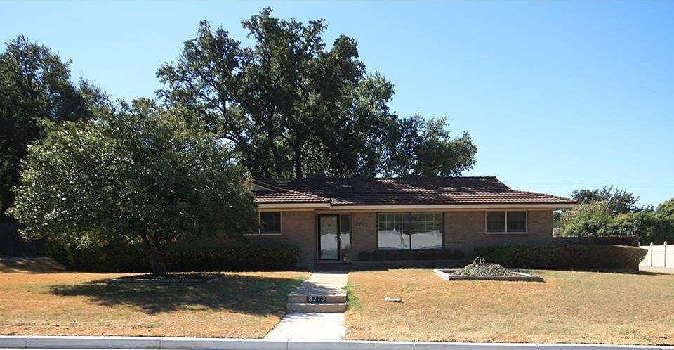 1st image of 3713 Wedgway Dr