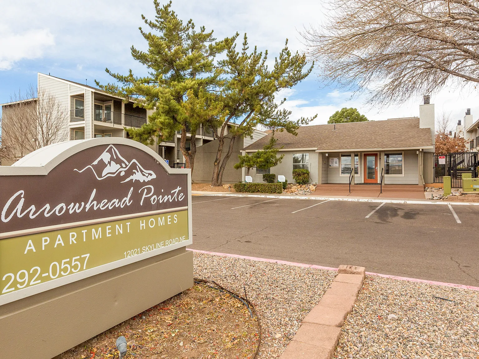 Arrowhead Pointe — Photo 4