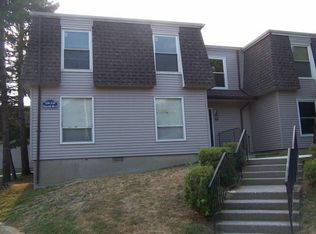 156 Rinaldi Blvd APT B, Poughkeepsie, NY 12601