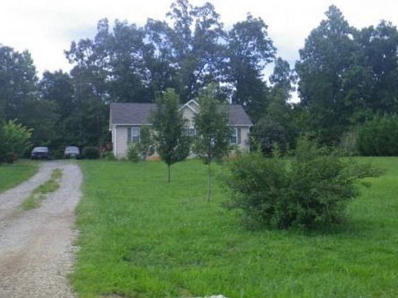 3rd image of 232 Dakota Dr