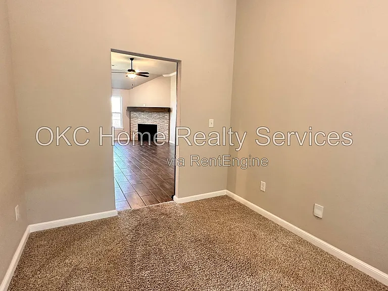 7724 Windstone Dr — Photo 11