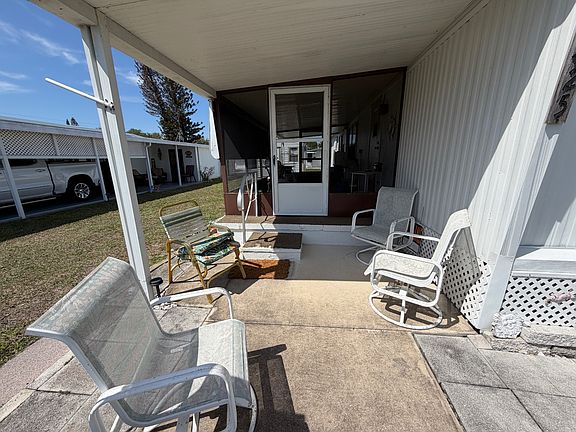 4th image of 918 Reed Canal Rd #425