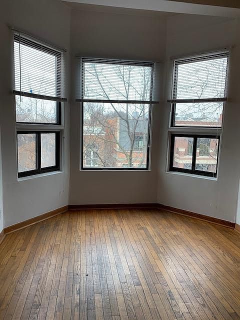 1st image of 871 W Lill Ave #4A
