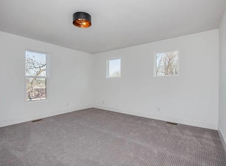 1304A Pillow St — Photo 29